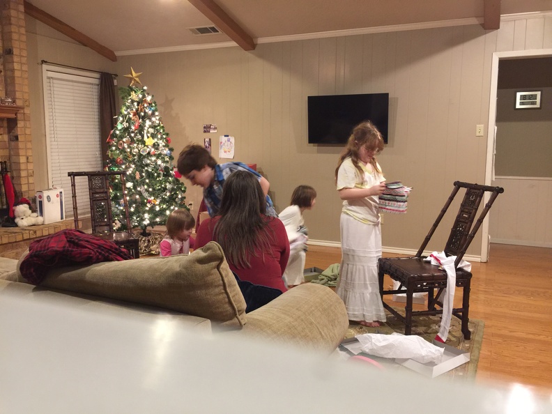 2015-12-24 20.12.28 - 2015-12-24 20.12.28.jpg 2015-12-24 20.12.28.jpg